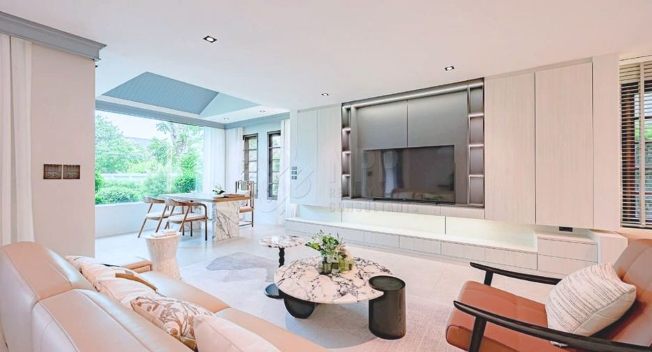Casa en alquiler y en venta de 5 habitaciones en Khlong Toei, Bangkok