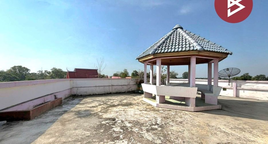 Gewerbefläche zum Kauf mit 6 Zimmer in Mueang Nakhon Pathom, Nakhon Pathom