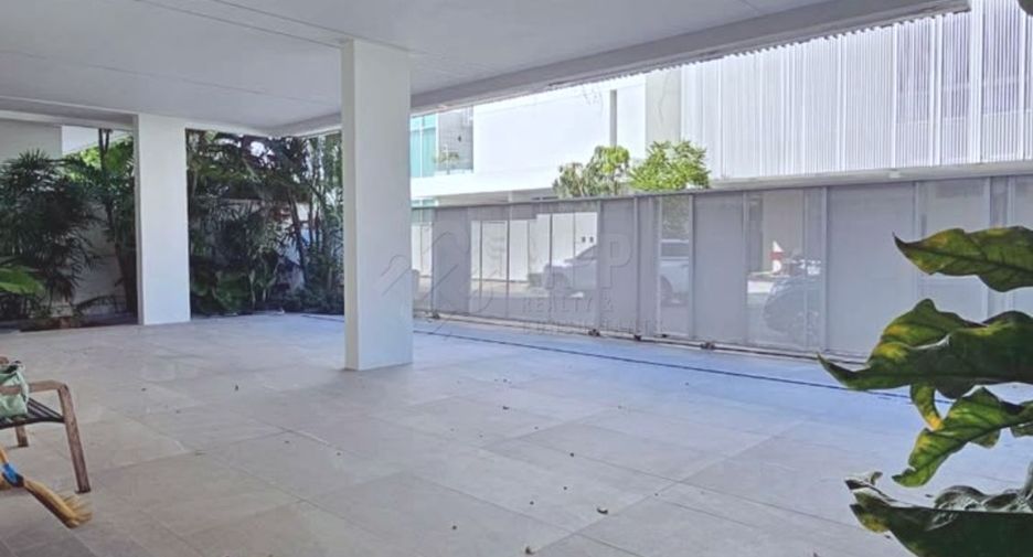 Casa en alquiler y en venta de 4 habitaciones en Bueng Kum, Bangkok
