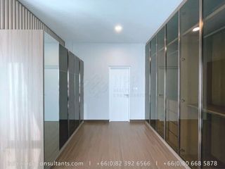 Casa en alquiler de 4 habitaciones en Bang Na, Bangkok