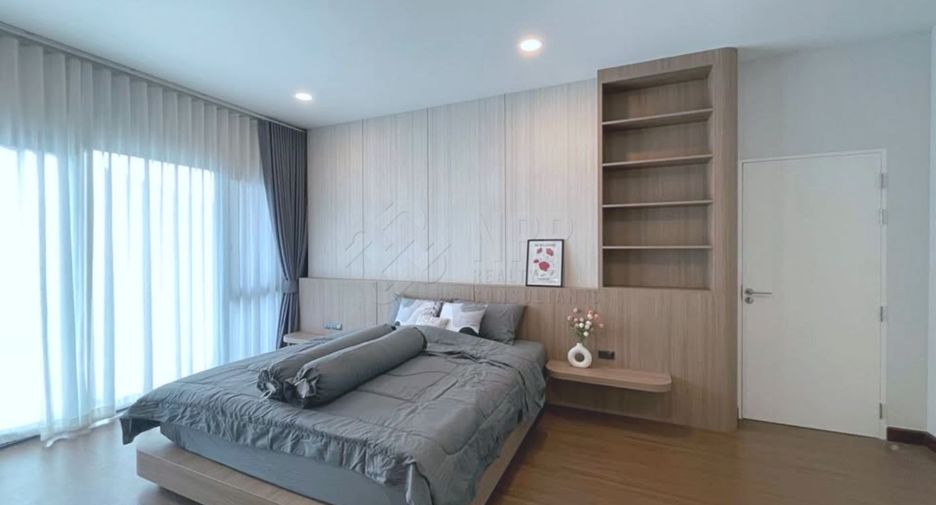 Casa en alquiler de 4 habitaciones en Bang Na, Bangkok