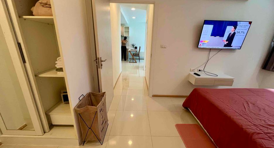 For sale 2 ベッドルーム condo in Bang Lamung, Chonburi