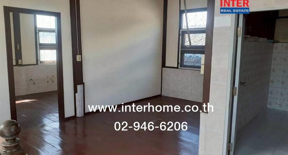 For sale 3 ベッドルーム house in Bang Kapi, Bangkok