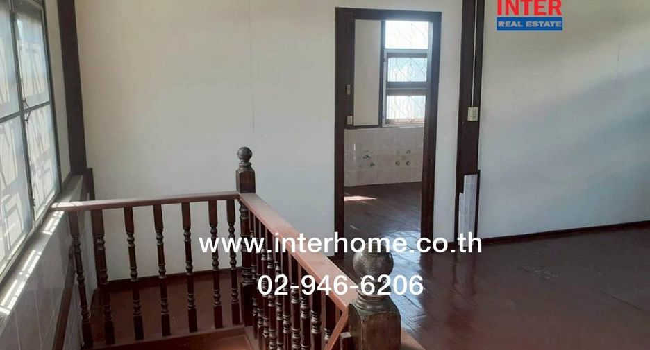 For sale 3 ベッドルーム house in Bang Kapi, Bangkok