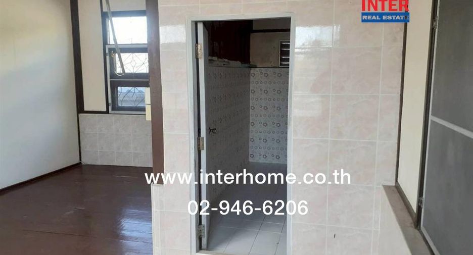 For sale 3 ベッドルーム house in Bang Kapi, Bangkok