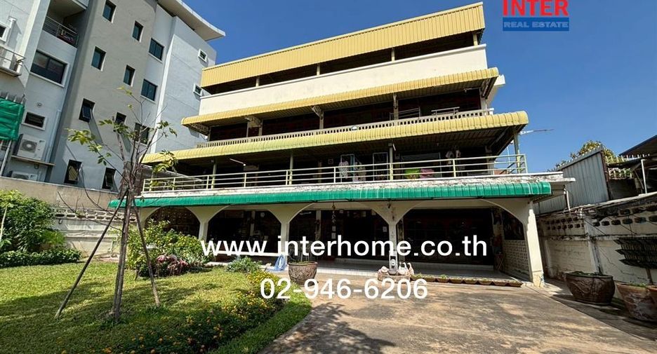 For sale studio house in Bang Sue, Bangkok