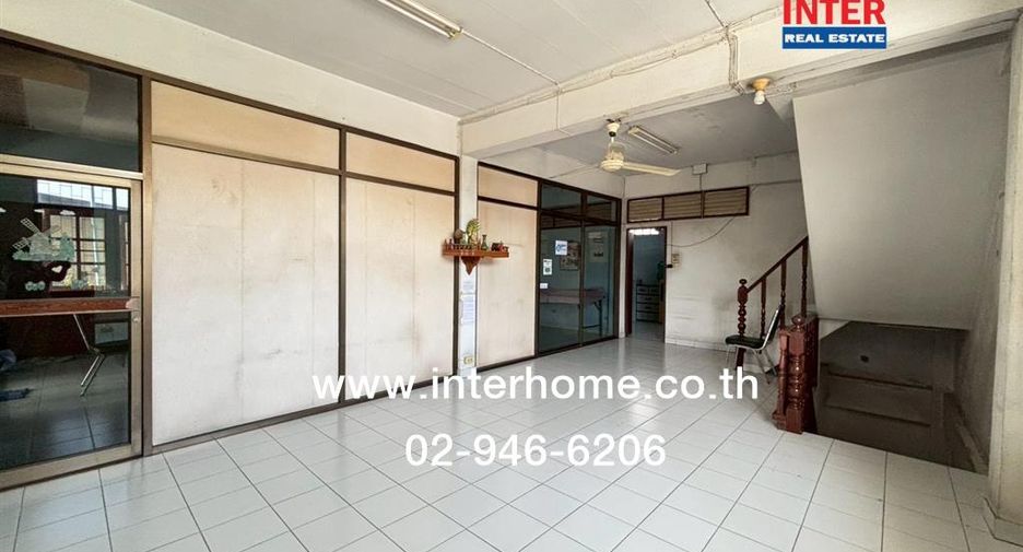 For sale studio house in Bang Sue, Bangkok