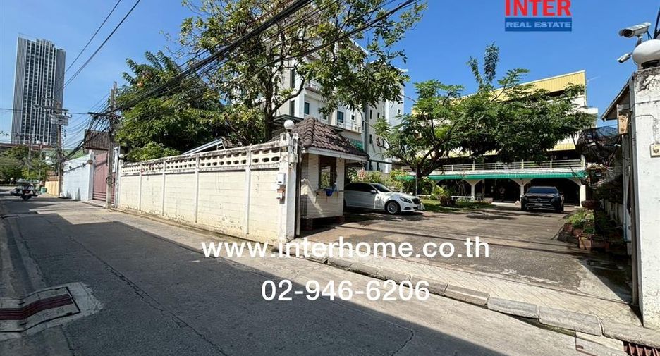 For sale studio house in Bang Sue, Bangkok