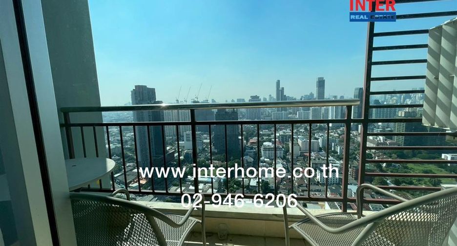 For sale 2 bedrooms condo in Watthana, Bangkok