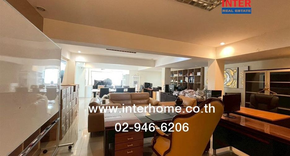 À vendre bureau à Huai Khwang, Bangkok