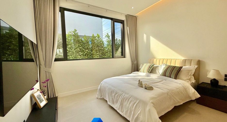 For sale 3 bedrooms villa in Hua Hin, Prachuap Khiri Khan