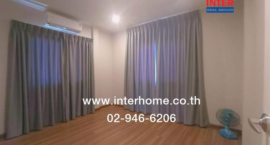 Casa en venta de 4 habitaciones en Bang Sao Thong, Samut Prakan