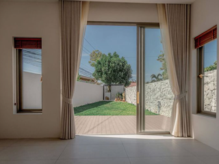 Villa zum Kauf mit 4 Zimmer in Bang Lamung, Chonburi