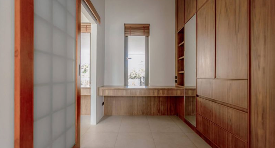 Villa zum Kauf mit 4 Zimmer in Bang Lamung, Chonburi