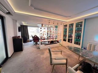 For rent retail Space in Bang Rak, Bangkok