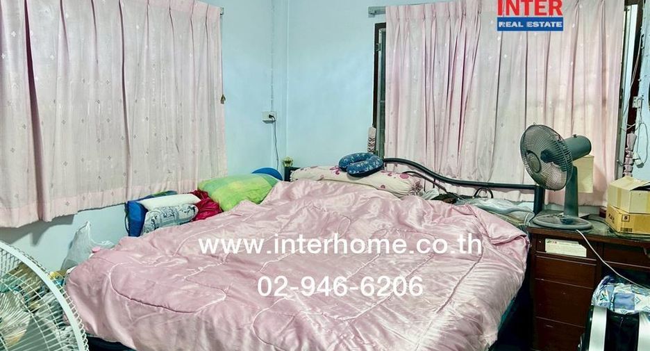 For sale 6 bedrooms house in Lat Phrao, Bangkok