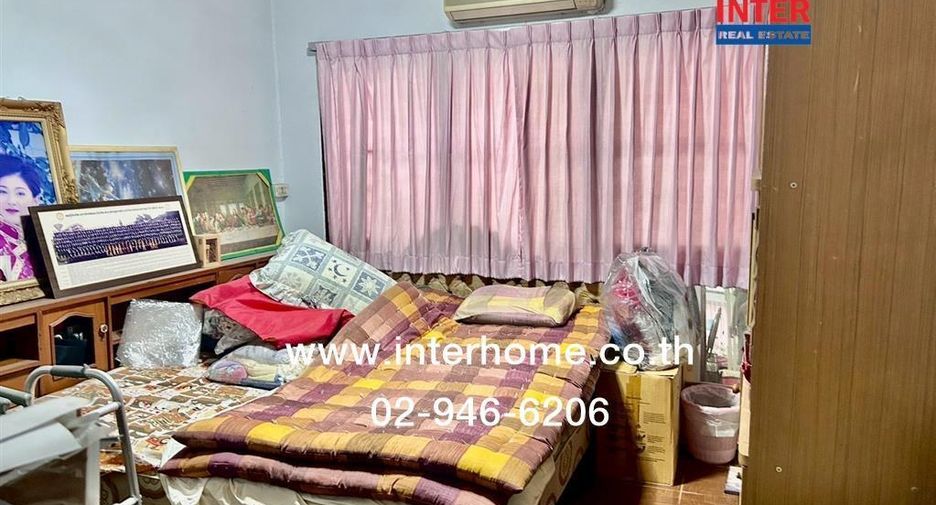 For sale 6 bedrooms house in Lat Phrao, Bangkok