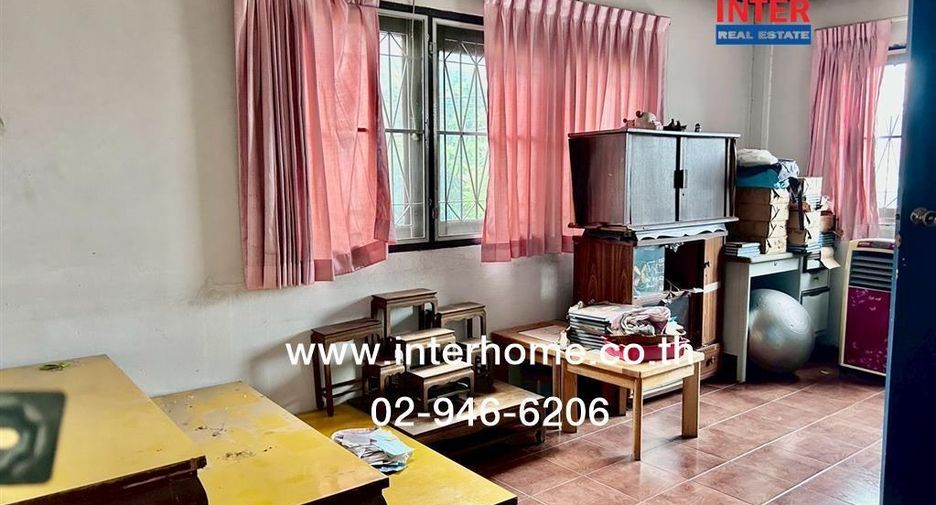 For sale 6 bedrooms house in Lat Phrao, Bangkok