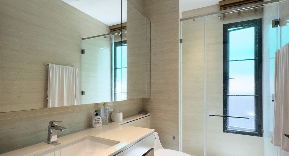 For sale 5 bedrooms house in Bang Na, Bangkok
