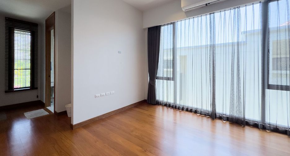 For sale 5 bedrooms house in Bang Na, Bangkok
