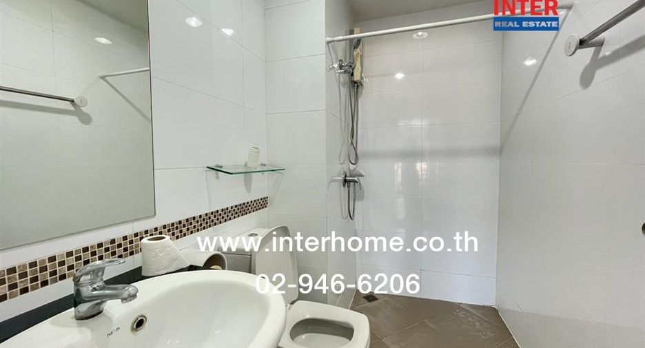 For rent そして for sale 2 ベッドルーム condo in Lat Phrao, Bangkok