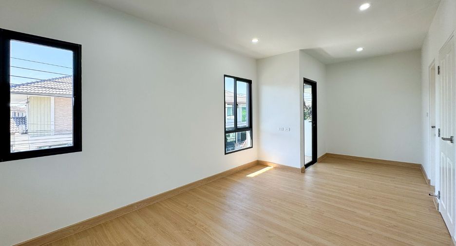 For sale 3 bedrooms house in Bang Phli, Samut Prakan