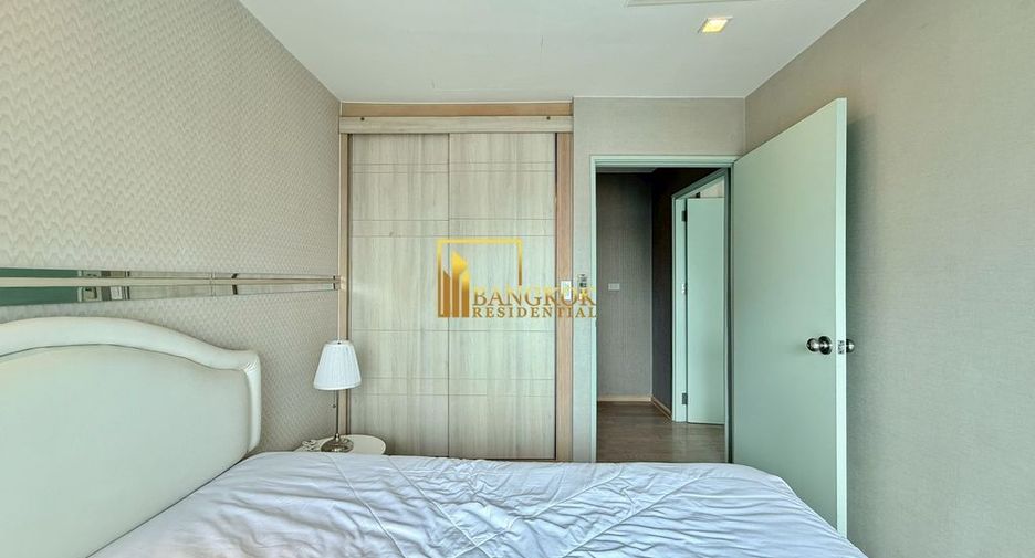 For rent 3 ベッドルーム condo in Khlong Toei, Bangkok