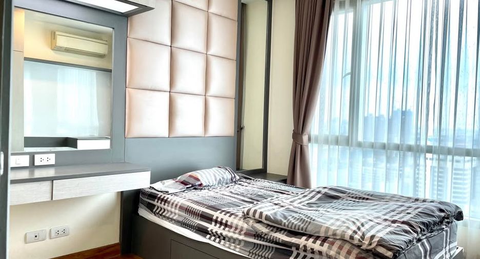 For rent 2 ベッドルーム condo in Watthana, Bangkok
