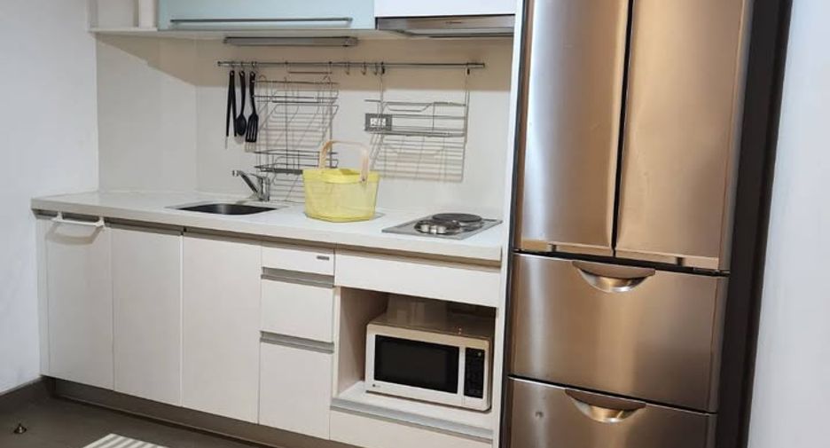 For sale 1 bed condo in Watthana, Bangkok