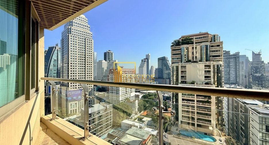 For rent 3 bedrooms condo in Khlong Toei, Bangkok