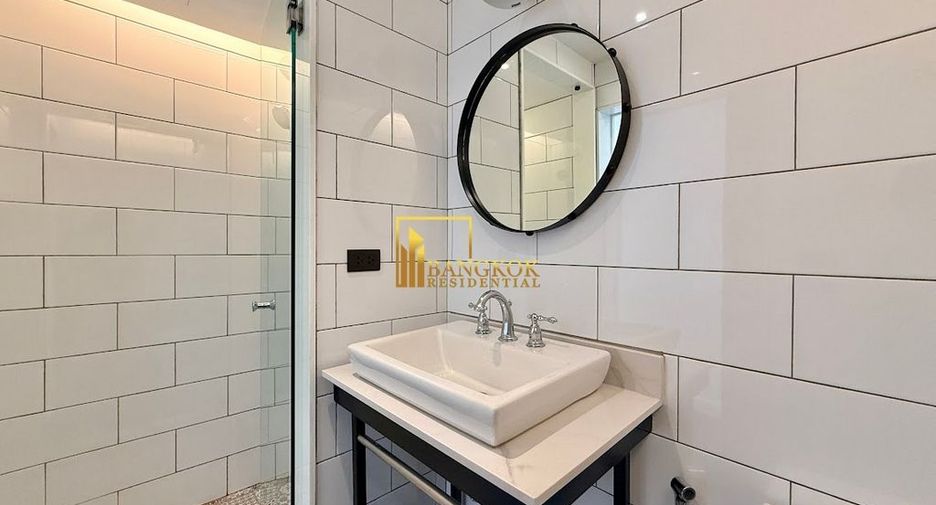 For rent 4 bedrooms condo in Watthana, Bangkok
