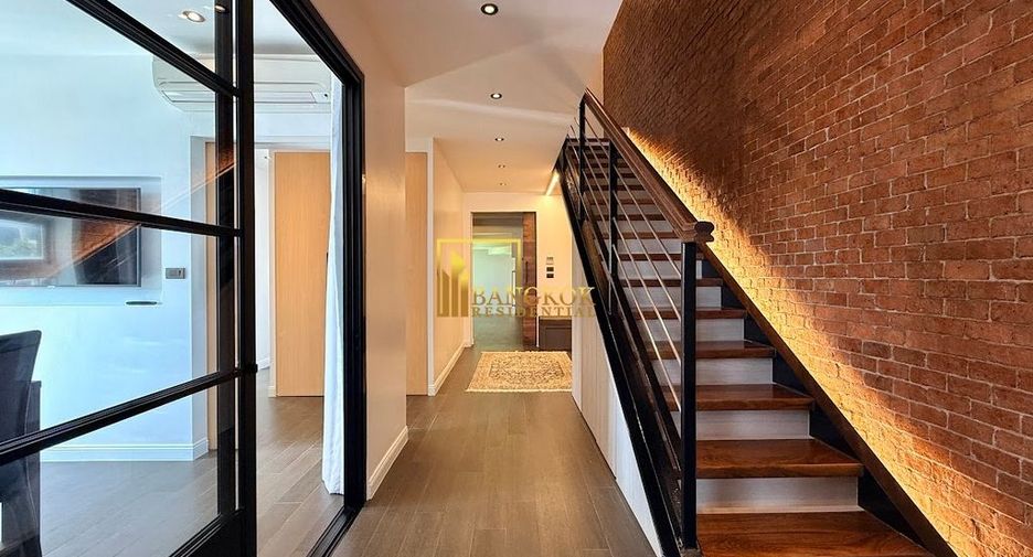 For rent 4 bedrooms condo in Watthana, Bangkok