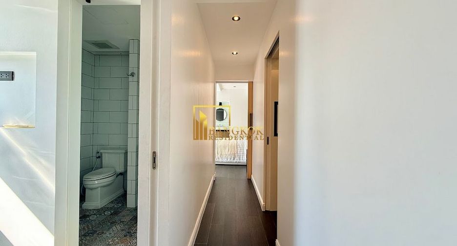 For rent 4 bedrooms condo in Watthana, Bangkok