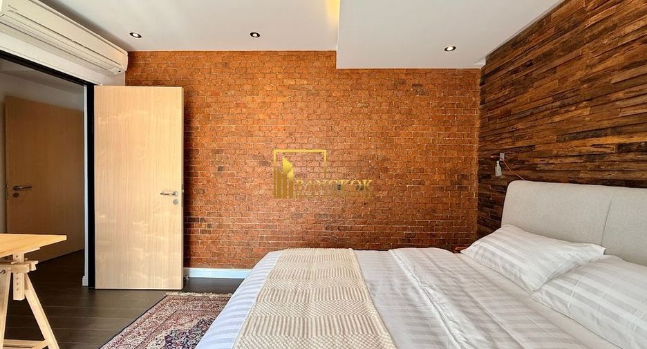 For rent 4 bedrooms condo in Watthana, Bangkok