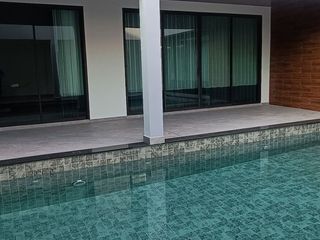 À louer et à vendre 5 chambres maison à Bang Lamung, Chonburi
