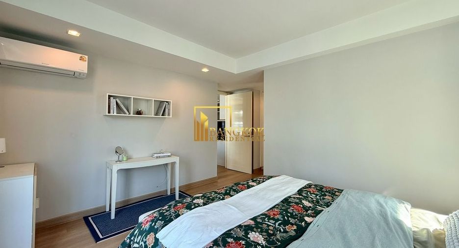 For rent 2 bedrooms condo in Pathum Wan, Bangkok