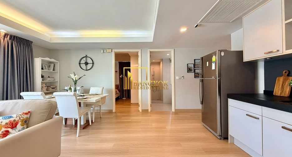 For rent 2 bedrooms condo in Pathum Wan, Bangkok
