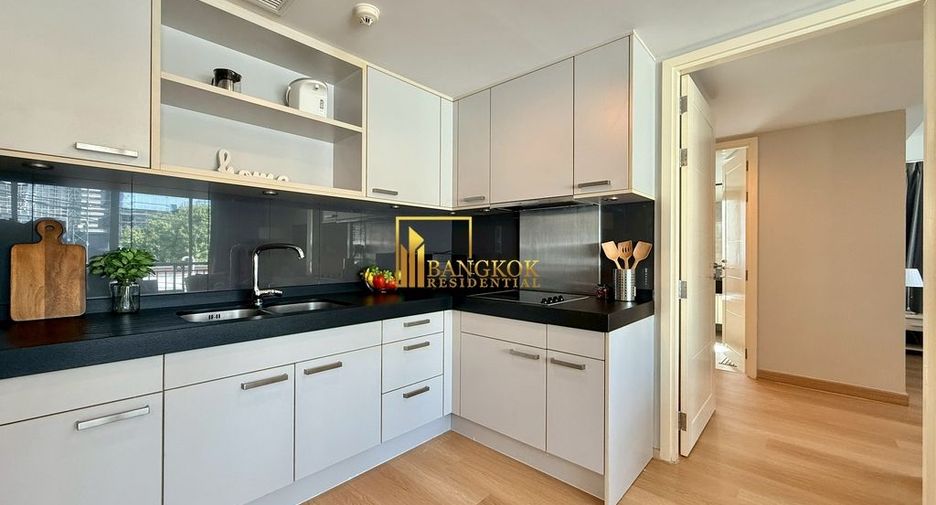 For rent 2 bedrooms condo in Pathum Wan, Bangkok