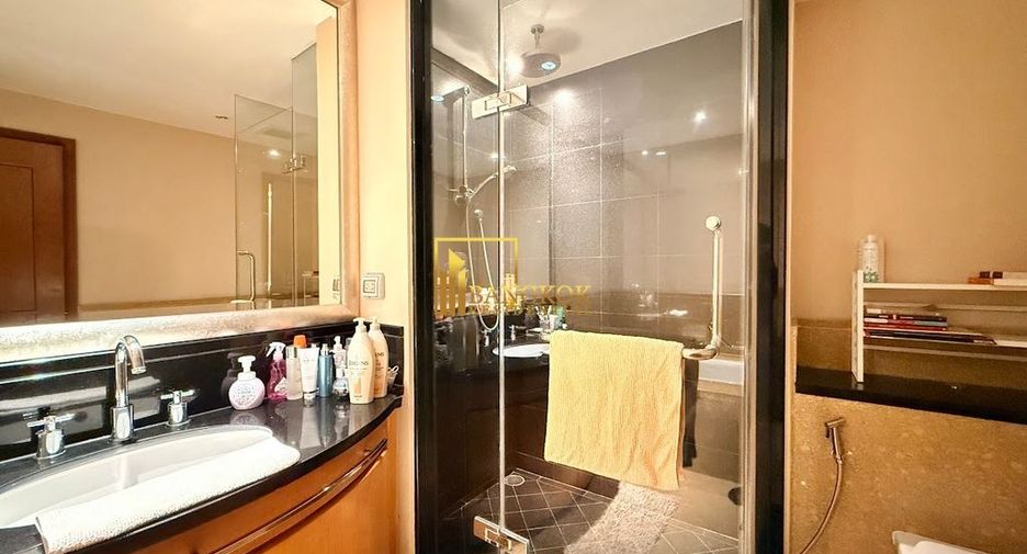 À louer 2 chambres condo à Sathon, Bangkok