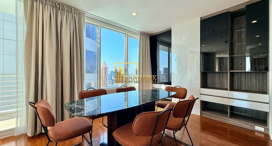 For rent 3 ベッドルーム condo in Khlong Toei, Bangkok