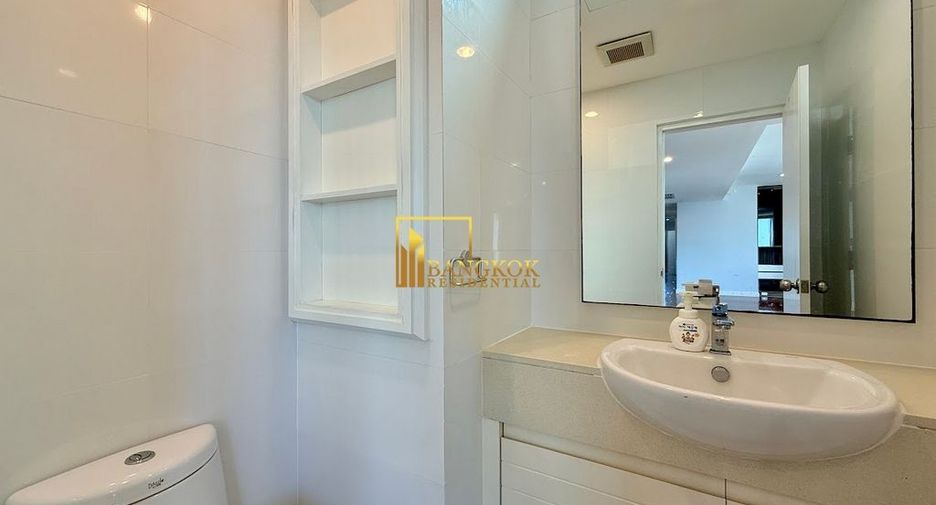 For rent 3 ベッドルーム condo in Khlong Toei, Bangkok