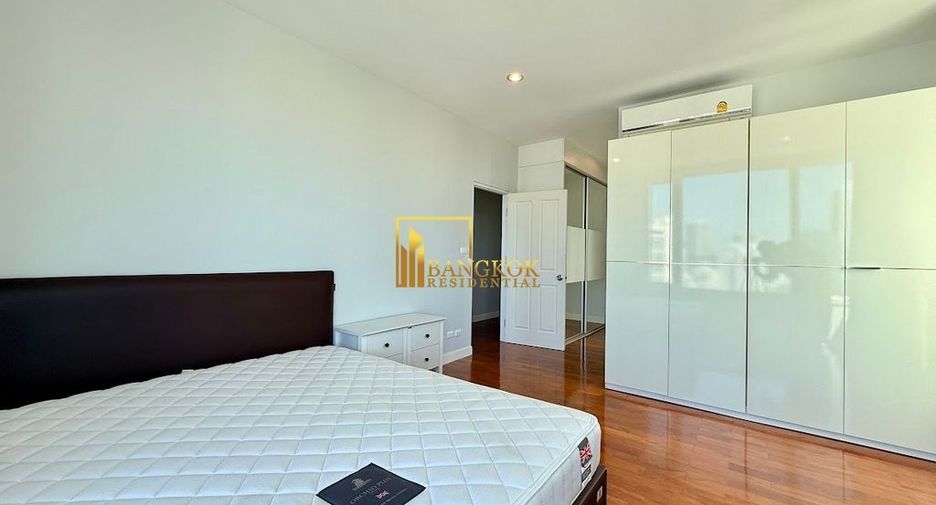 For rent 3 ベッドルーム condo in Khlong Toei, Bangkok