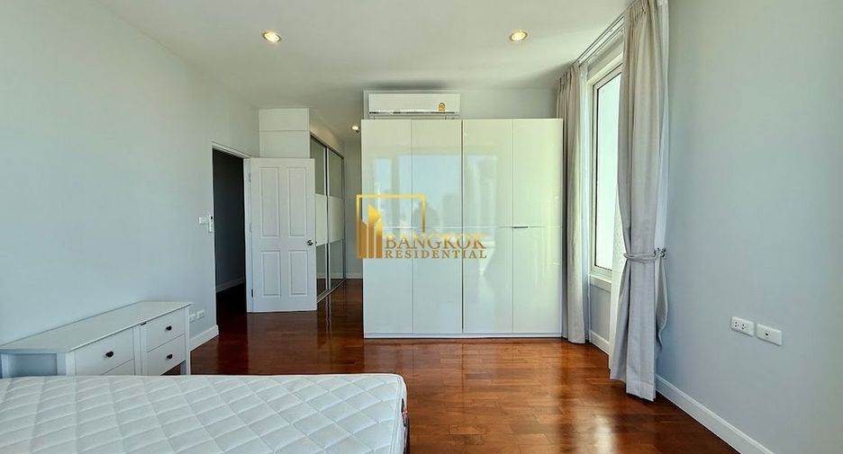 For rent 3 ベッドルーム condo in Khlong Toei, Bangkok