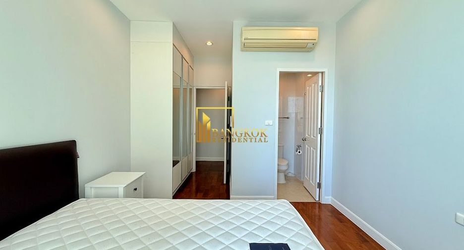 For rent 3 ベッドルーム condo in Khlong Toei, Bangkok