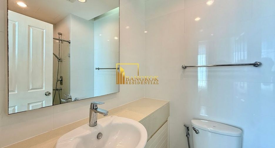 For rent 3 ベッドルーム condo in Khlong Toei, Bangkok