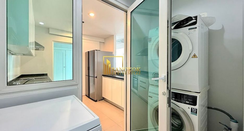 For rent 3 ベッドルーム condo in Khlong Toei, Bangkok