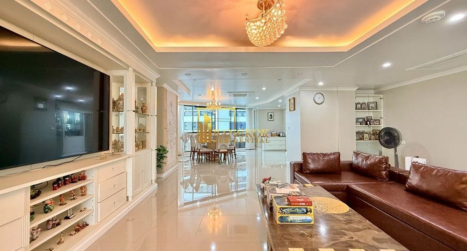 For rent 2 bedrooms condo in Khlong Toei, Bangkok