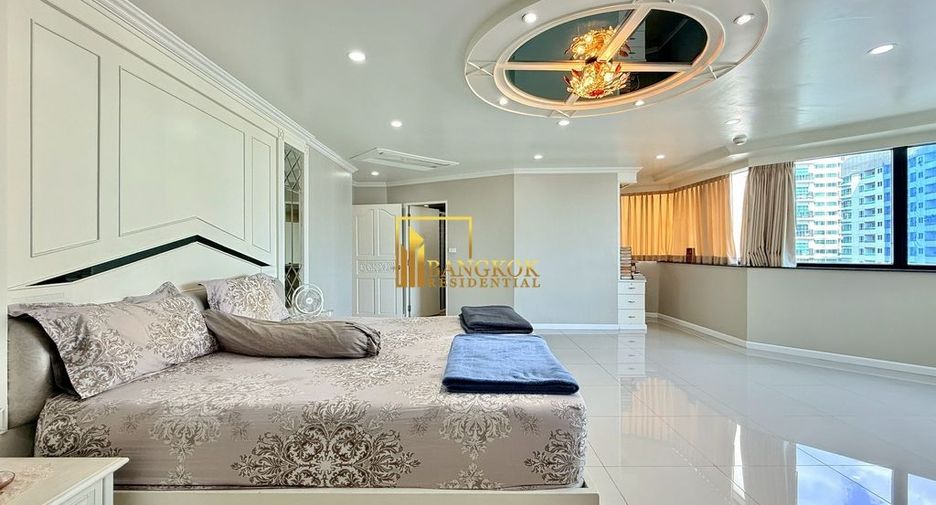 For rent 2 bedrooms condo in Khlong Toei, Bangkok