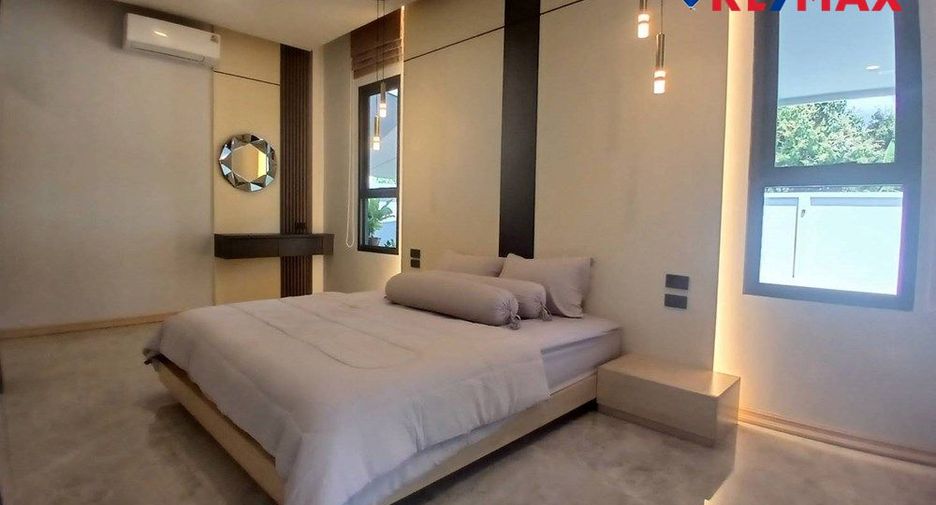 For sale 3 bedrooms house in Bang Lamung, Chonburi