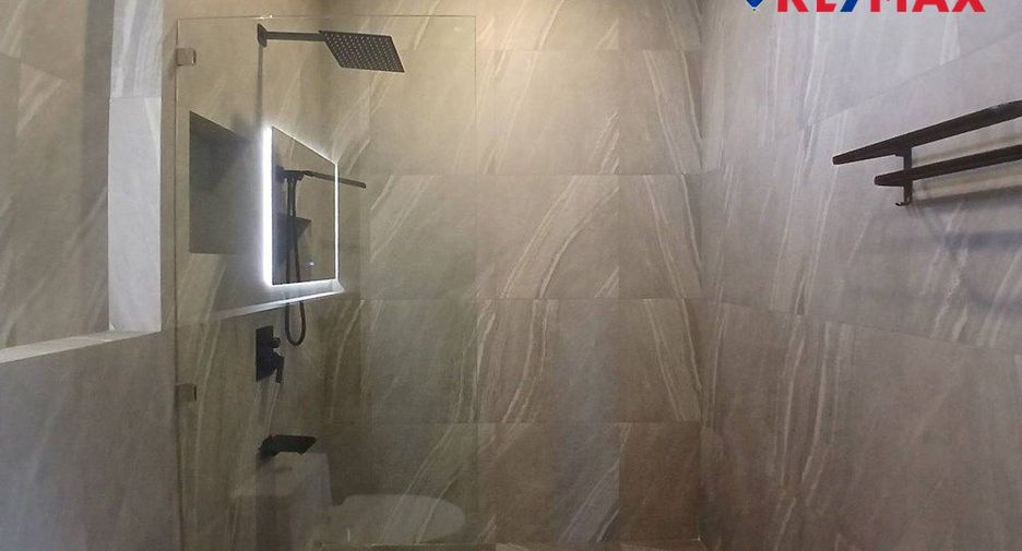 For sale 3 bedrooms house in Bang Lamung, Chonburi